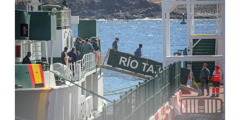 Plus de 1 200 migrants africains ont débarqué aux Canaries ce week-end