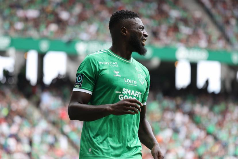 Ligue 2 : Saint-Etienne fait tomber le leader Laval grâce à un but d'Ibrahim Sissoko