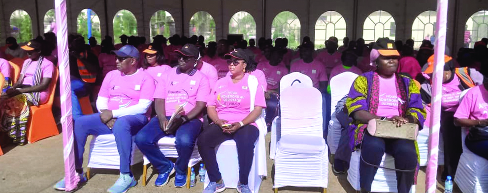 Octobre rose 2023 : L’association des femmes d’Orange Mali délivre le carton rouge au cancer du sein et du col de l’utérus