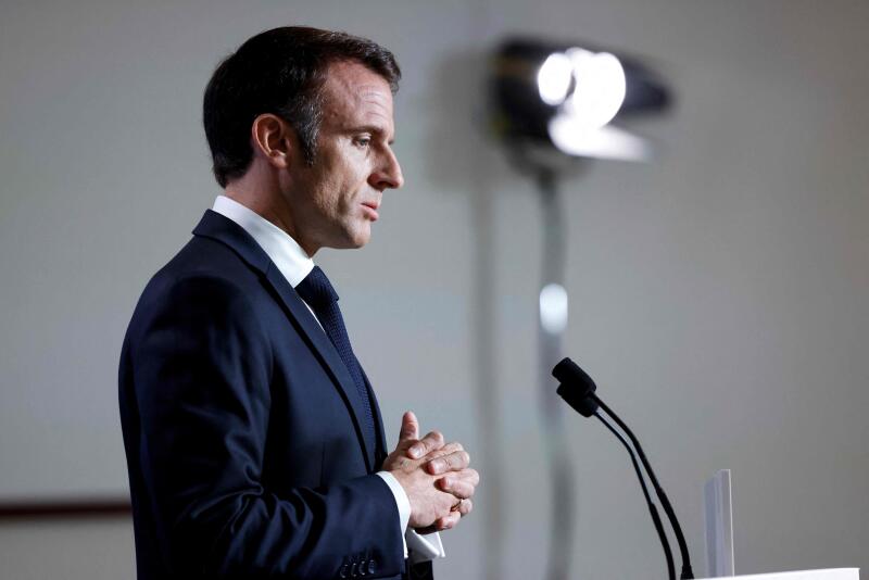 Emmanuel Macron en Asie centrale pour contrer l’influence de la Chine et de la Russie