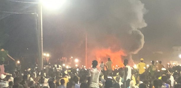 Entre Nous : Montée des extrêmes