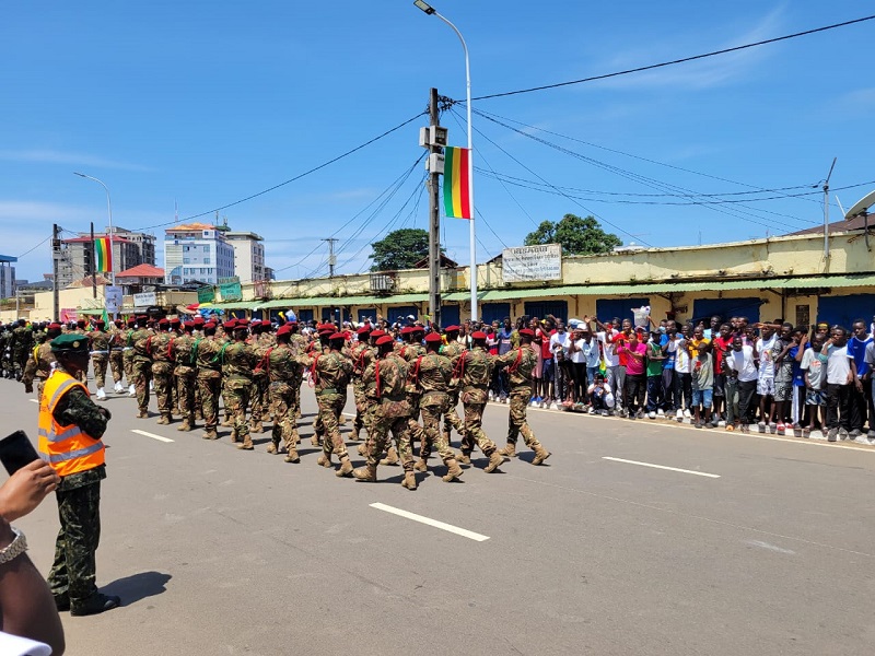 Guinée Conakry: Le Procureur Général Près la Cour d’Appel de Conakry a donné des instructions ce samedi 4 novembre, aux fins des poursuites pour : détention illégale d’armes de guerre, d’association de malfaiteurs et complicité