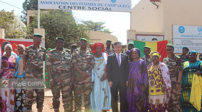 Discours de S.E.M. CHEN Zhihong, Ambassadeur de Chine au Mali  à la Cérémonie de la remise de don à  l’Association des femmes du Génie militaire 