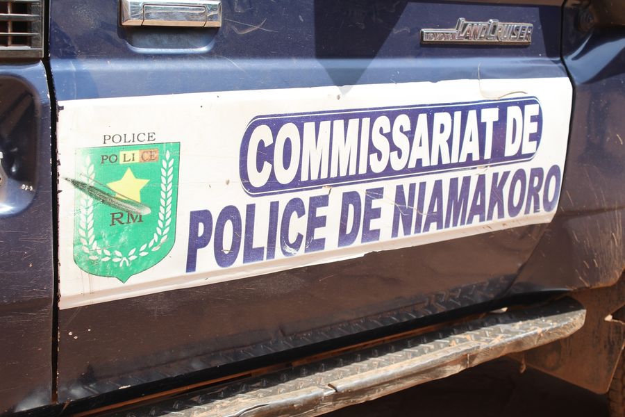 Escroquerie: deux individus arrêtés par le Commissariat de Police de Niamakoro