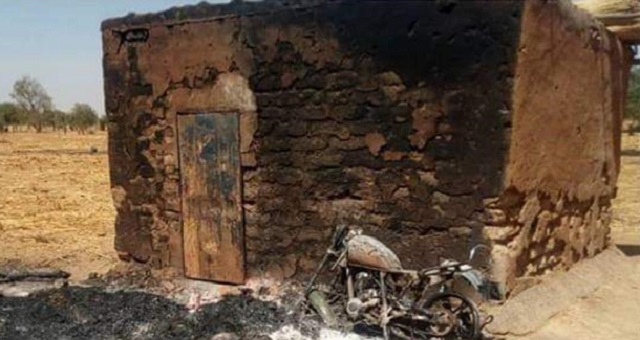 Au moins 70 morts dans une attaque contre un village du nord du Burkina Faso le 5 novembre (procureur)