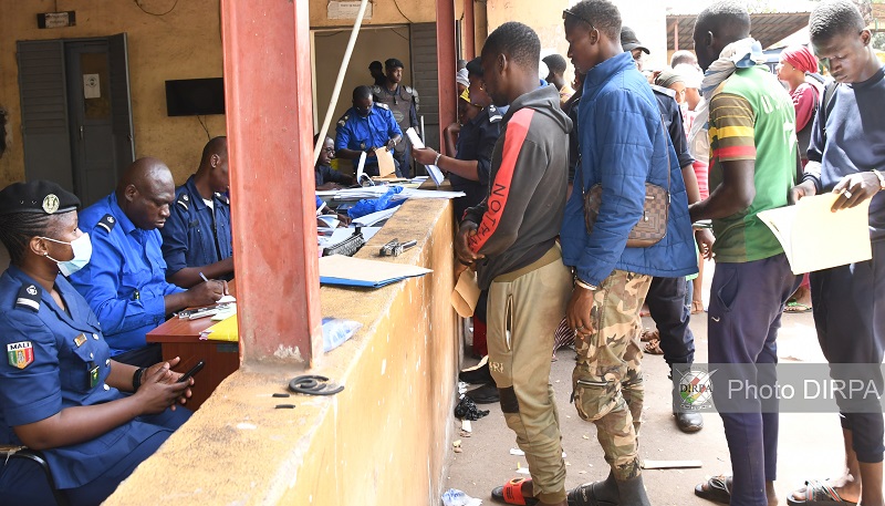 Chronique du jour : Rejoindre les rangs