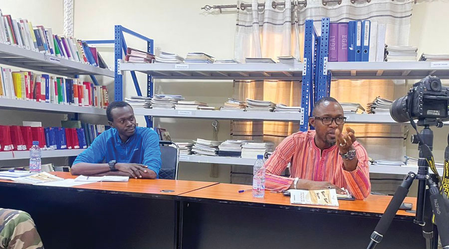  Dr. Mahamadou Konaté, écrivain : « Les autorités actuelles ne pourront incarner le leadership que par l’exemplarité » 