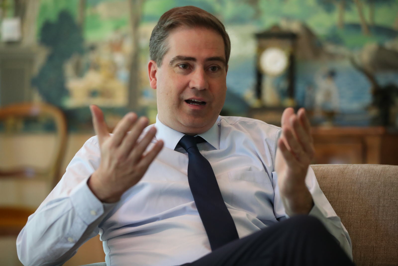 Olivier Becht : "La France n'a pas été chassée d'Afrique"