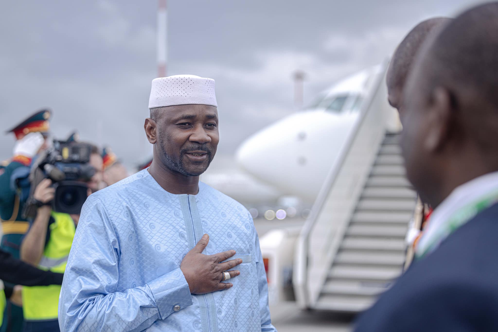 Élection présidentielle au Mali : Être candidat ou pas : les trois choix d’Assimi Goïta