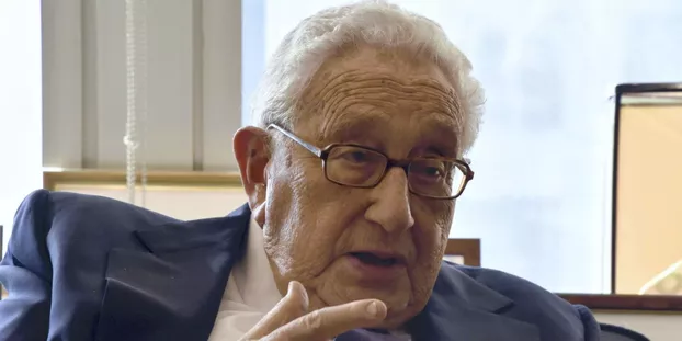 États-Unis : Henry Kissinger, géant de la diplomatie américaine, est mort à l'âge de 100 ans