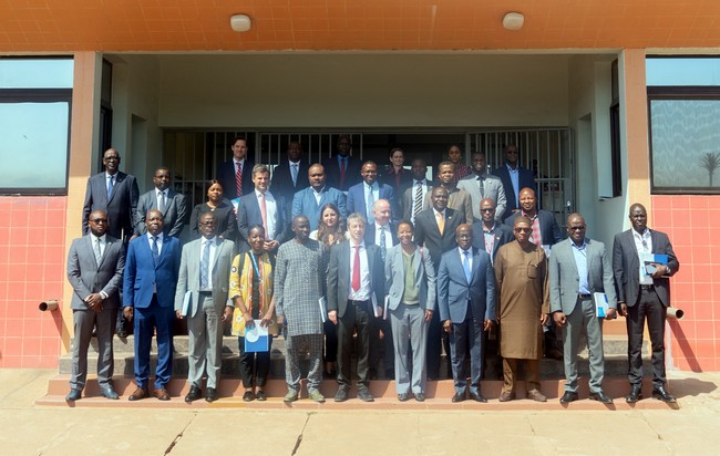 Pour la qualité et la diversité de ses rapports : Le Vérificateur Général et son équipe reçoivent les félicitations des Partenaires Techniques et Financiers