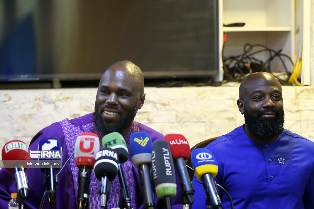 Kémi Séba à Téhéran pour une campagne de Résistance irano-africaine