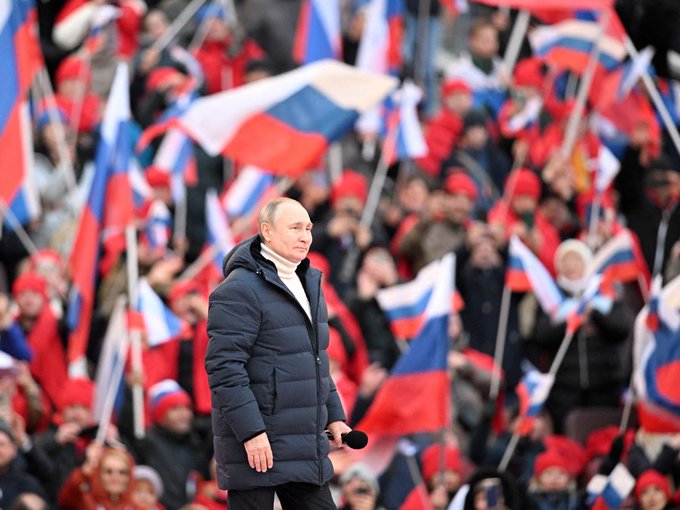 Vladimir Poutine est officiellement candidat à la présidentielle 2024 en Russie