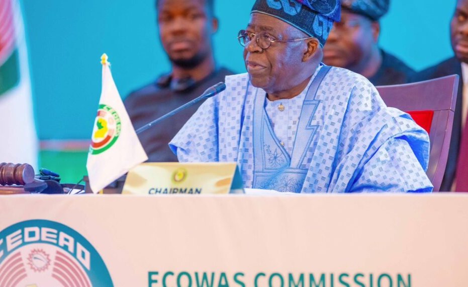 Sommet de la CEDEAO : le président du Nigeria, Bola Tinubu appelle à la bonne gouvernance et à la démocratie pour éviter les coups d’État