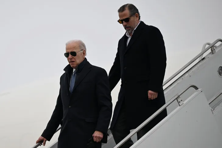 États-Unis : le Congrès ouvre formellement une enquête en destitution de Joe Biden