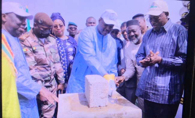 Augmentation de la Capacité d’égrenage de la CMDT : Le porte-parole du gouvernement pose la première pierre de l’usine de Kokofata