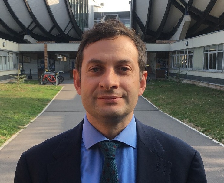 L'absence du vice-président n'a aucune incidence juridique sur l'investiture de Ouattara (Prof. Julien Bourbon)