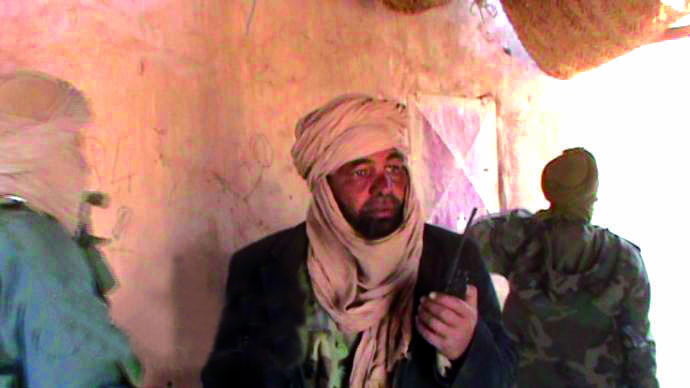 Entre Nous : Une marge de dialogue