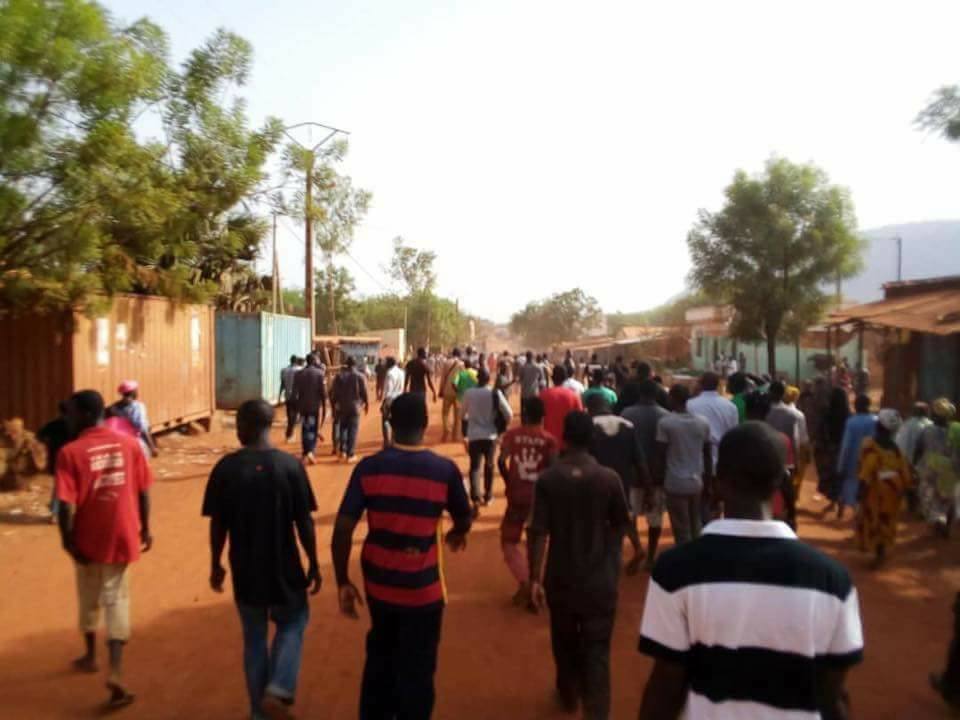 Kénieba : Des habitants contre le départ des Chinois du site d’exploitation minière