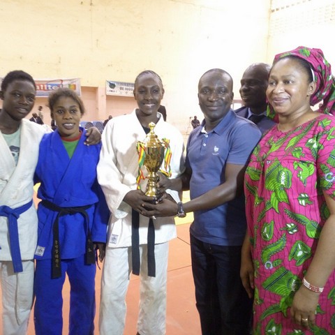 Coupe Habib Sissoko de judo et Ji Jitsu : L’équipe de Bamako V sur la plus haute marche du podium