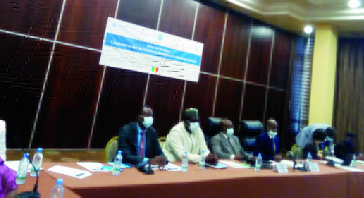 Lutte contre le trafic des cigarettes au Mali : La Sonatam incinère des produits illicites d’une valeur de plus de 150 millions de FCFA