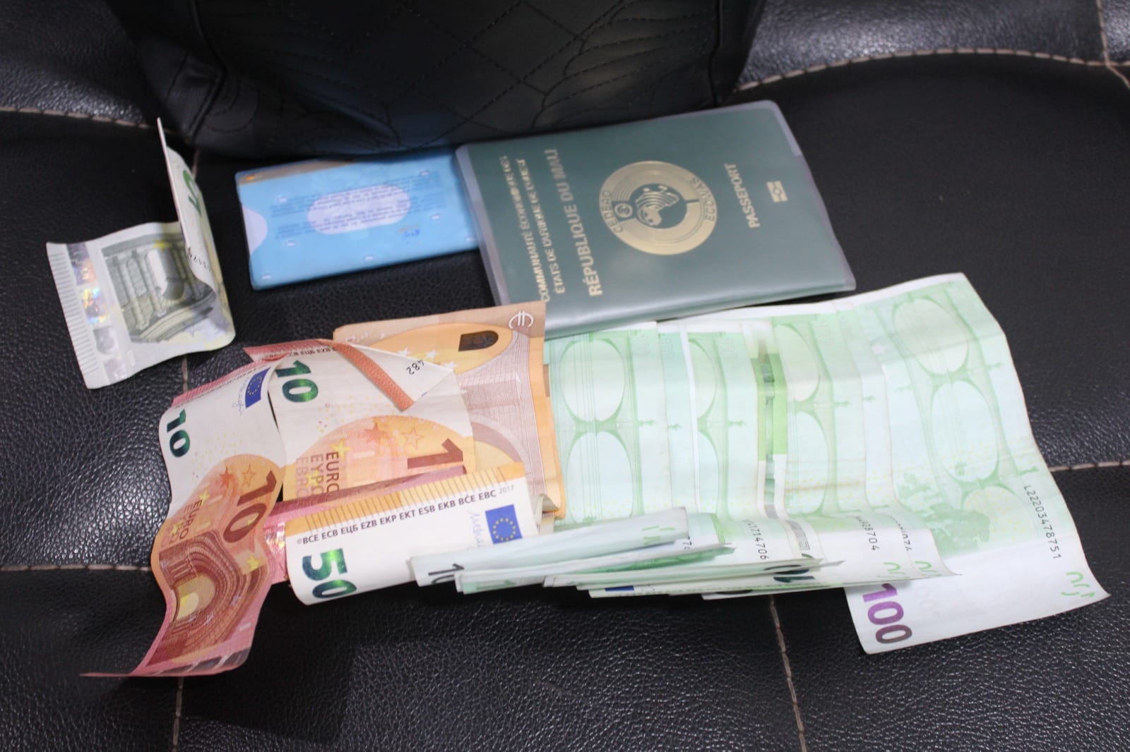 Société : Le rappeur Y.P. arrêté par le Commissariat de Kalaban-Coura pour vol en bande.....