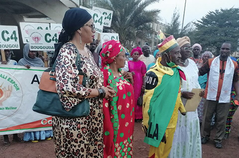 Marche de soutien à la Transition : Un militant du « Mouvement Mali-Espoir » a entamé une marche en direction de Bamako-Ouaga-Niamey pour magnifier l’AES