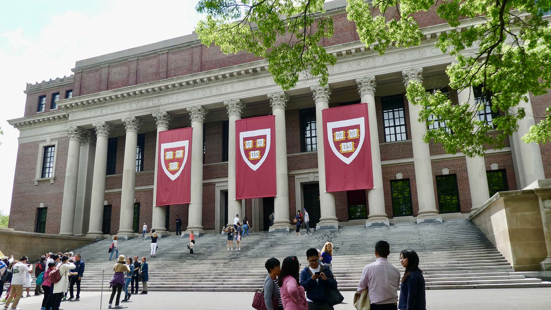 États-Unis : l'université d'Harvard poursuivie par des étudiants juifs pour antisémitisme