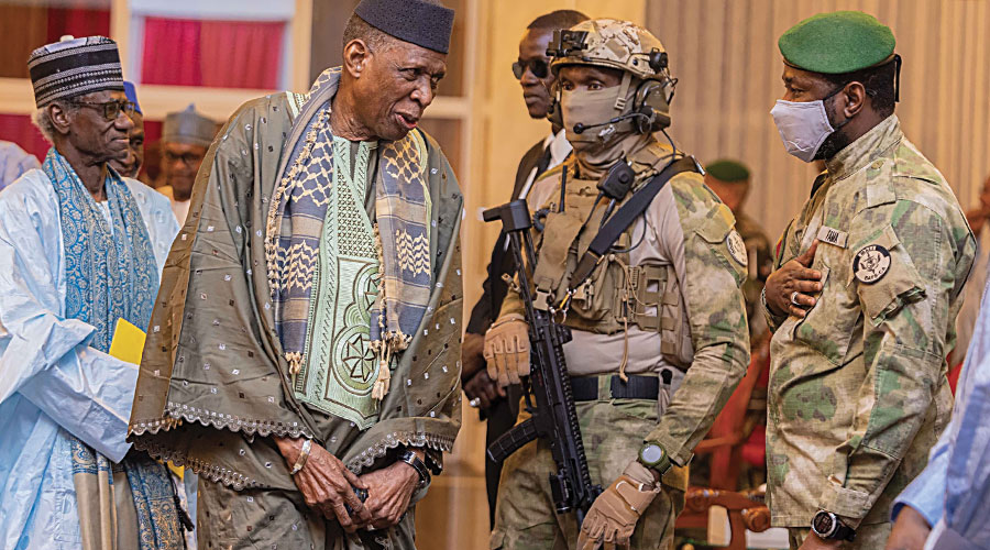 Ingérence de la France dans les affaires interieures du Mali ? : Le Président Assimi Goïta fait des révélations