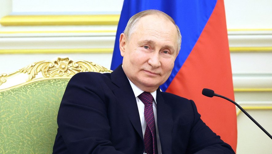 “Ce sont des idiots, n’est-ce pas?”: Poutine affirme que la guerre en Ukraine aurait pu s’arrêter il y a un an et demi