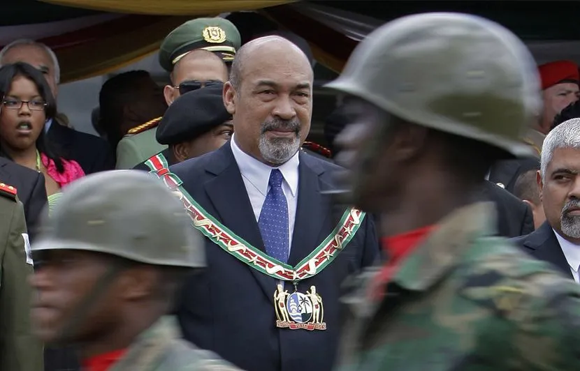 Suriname : Condamné à vingt ans de prison pour des assassinats, un ex-président recherché