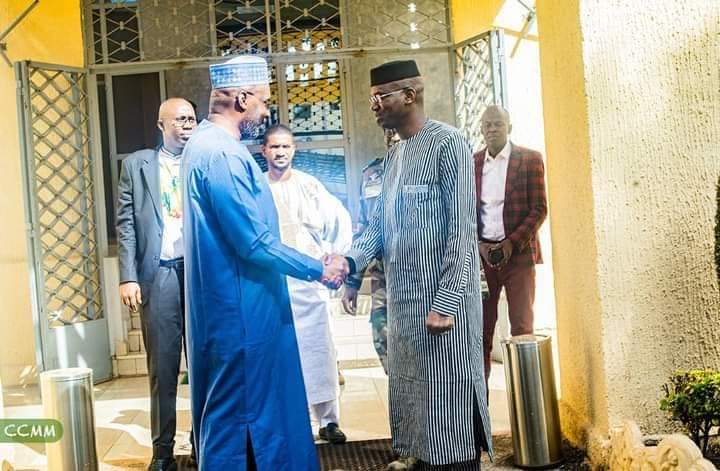 Politique : Moussa Mara demeure optimiste après sa rencontre avec les deux ministres de la transition.