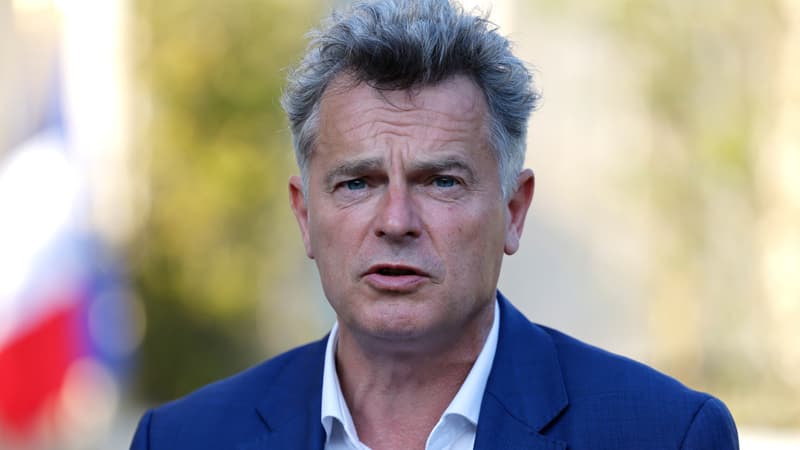 France : Électricité, médicaments... Fabien Roussel appelle à "faire tomber le gouvernement" qu'il accuse de "racket"