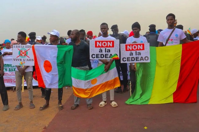 Manifestation de soutien au retrait de la Cedeao : La mobilisation en deçà des assurances