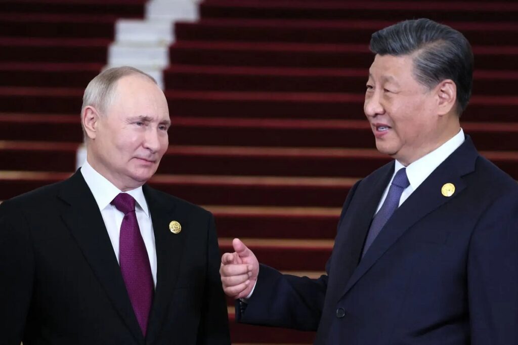 Xi Jinping et Vladimir Poutine : la Chine et la Russie mettent les Occidentaux en position délicate par cette décision