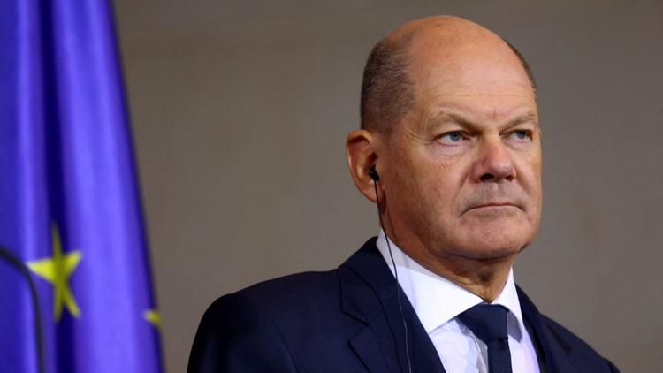 États-Unis : le chancelier allemand Olaf Scholz à Washington pour négocier le déblocage d’aides pour l’Ukraine