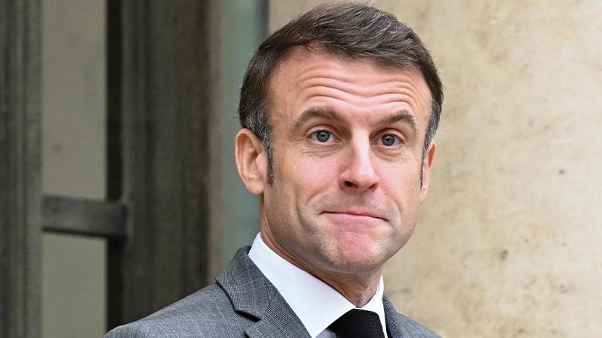 France : Macron avoue être "inapte socialement"