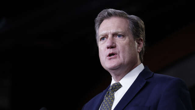 La Russie développerait une arme nucléaire spatiale, les États-Unis en proie à un vent de panique