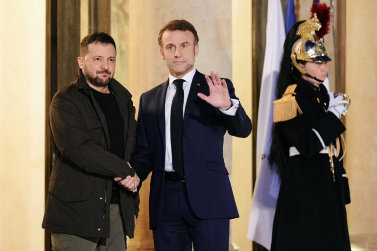 Guerre en Ukraine : la France annonce "jusqu'à 3 milliards d'euros" d'aide militaire supplémentaire en 2024