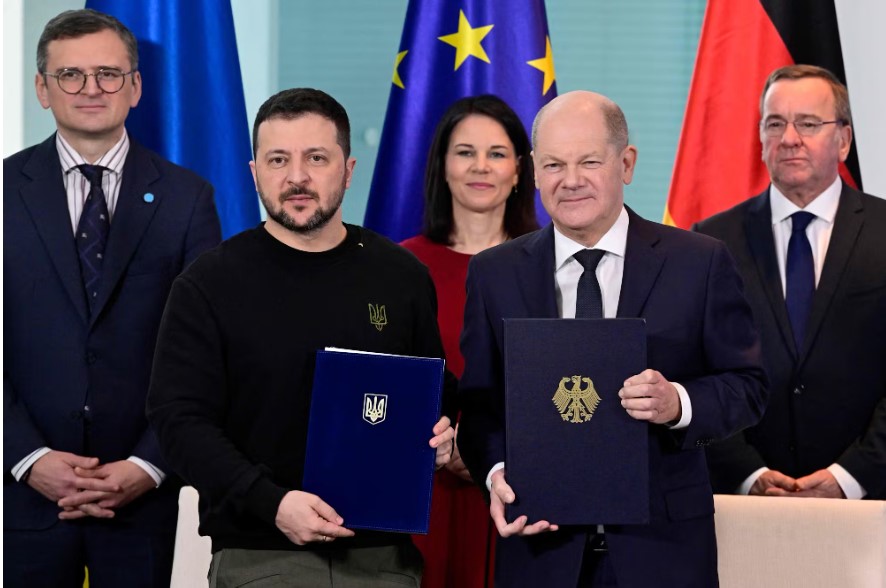 L'Allemagne et l'Ukraine signent un accord de sécurité de long terme