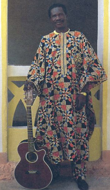 Musique : Qui est N'Gou Bagayoko, l'époux de Nahawa Doumbia ?