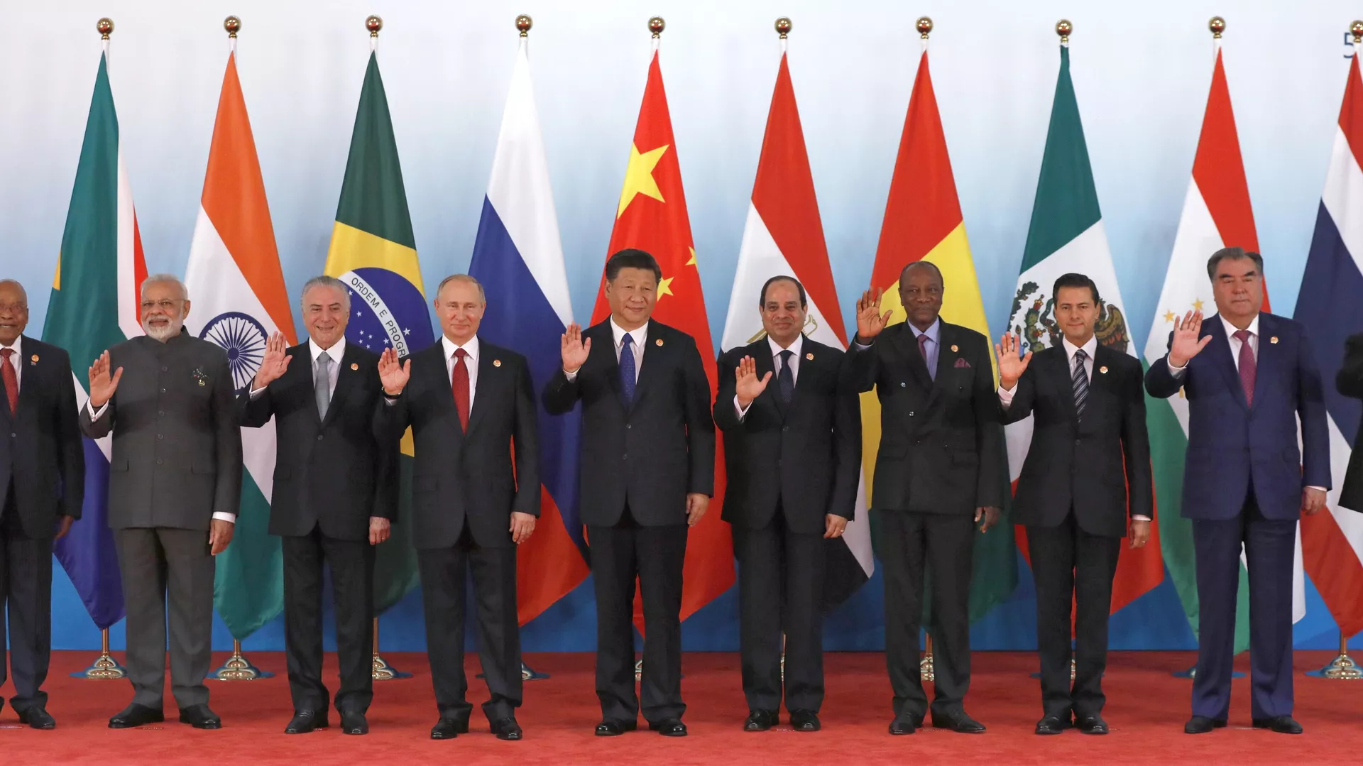 Les BRICS établissent une stratégie pour lutter contre les risques découlant des dettes occidentales
