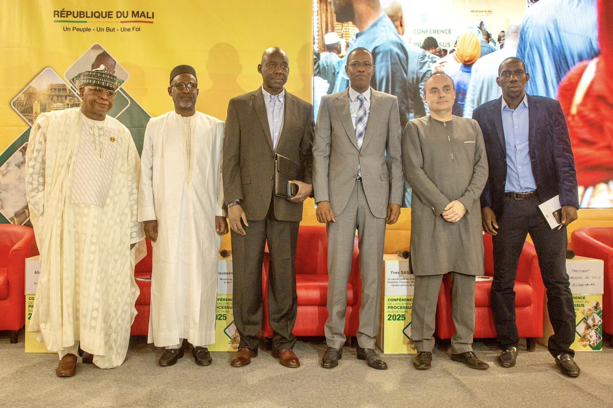 Ahmadou Tijani Haïdara, directeur général du budget au lancement du processus budgétaire 2025 : “Le taux de croissance de l’économie malienne est passé de 3,1 % en 2021 à 5,3 % attendu en 2024”