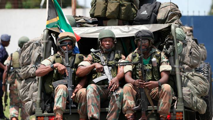Deux soldats sud-africains meurent en RD Congo dans une fusillade et un suicide