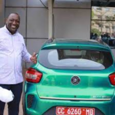 Ibrahima Diawara d’IBI Group au lancement de la société “Angata” et des taxis électriques au Mali : “Les véhicules électriques sont faits pour les pays pauvres”