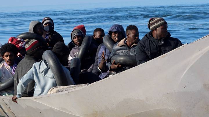 Au moins 34 migrants portés disparus au large de la Tunisie, deux meurent après le naufrage d'un bateau