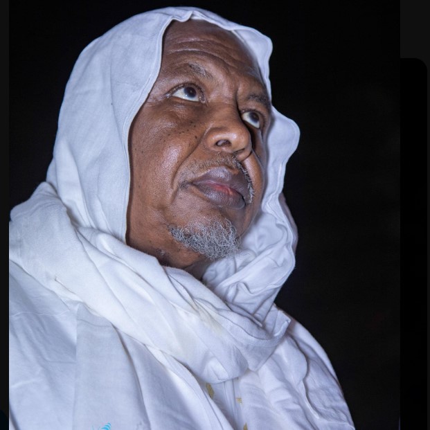 L’Imam Mahmoud Dicko, paria au Mali et vénéré en Algérie : Qui d’Assimi ou de Tebboune à un jugement erroné sur l’Imam ?