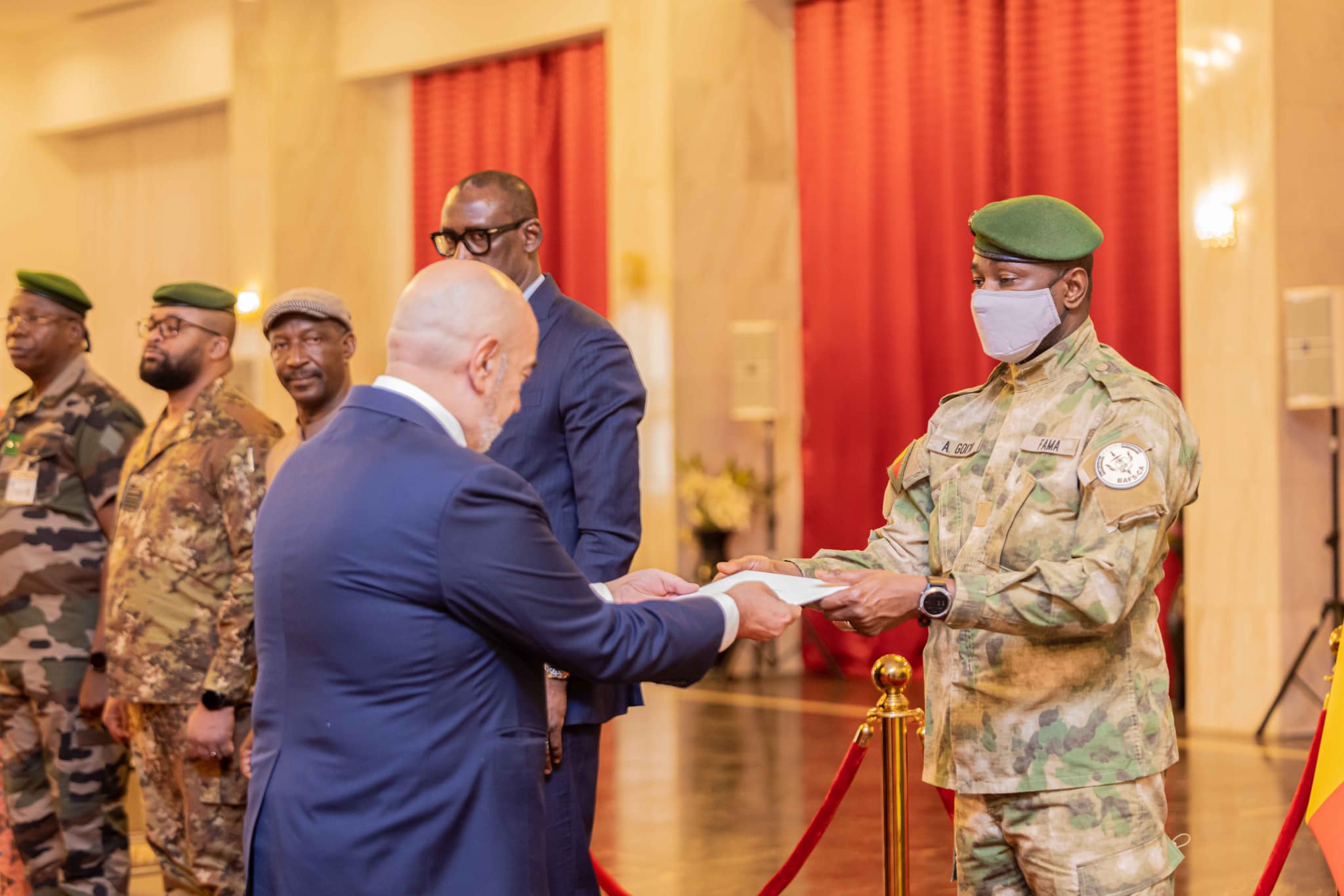 Renforcement des liens diplomatiques : le Mali accueille de nouveaux Ambassadeurs