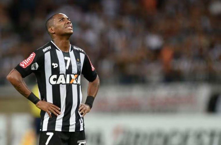 Brésil: première nuit en prison pour l'ex-footballeur Robinho