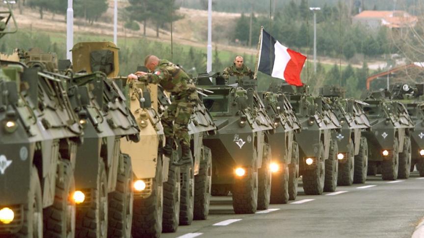 Guerre en Ukraine: la France va livrer «des centaines» de blindés et d’autres missiles Aster